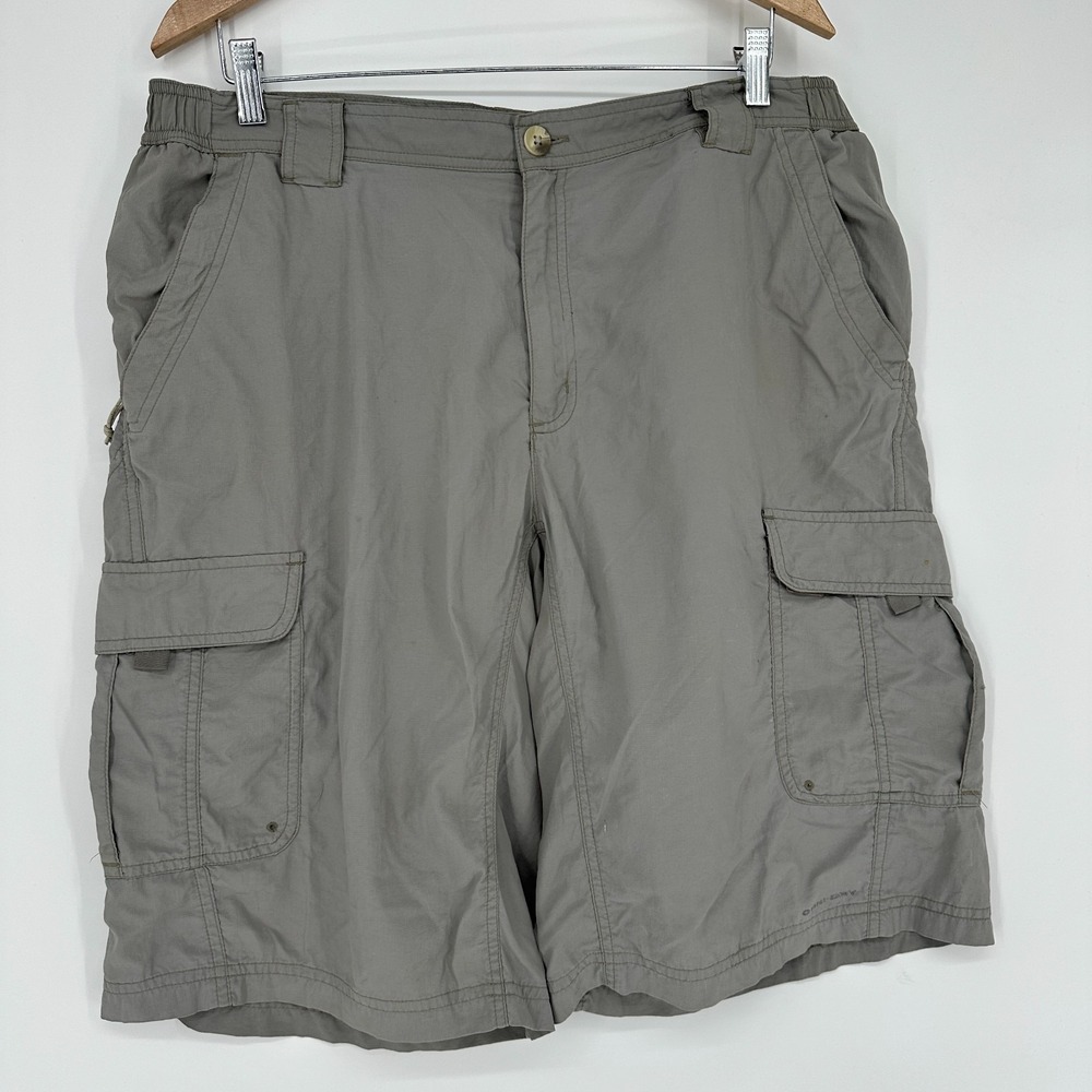 Columbia Titanium Hiking Shorts Utility large Omni Cargo